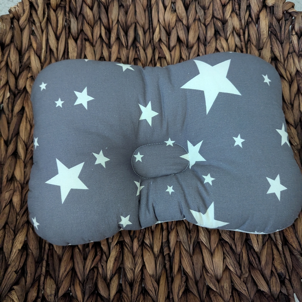 Gray Star Pattern Pillow